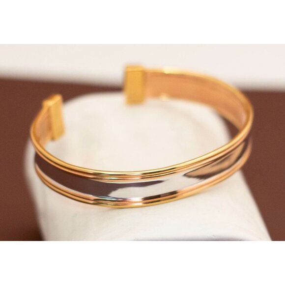 Vintage Shiny Gold Tone Concave Cuff Bracelet 7 1/2 inch - U7 - Picture 2 of 4